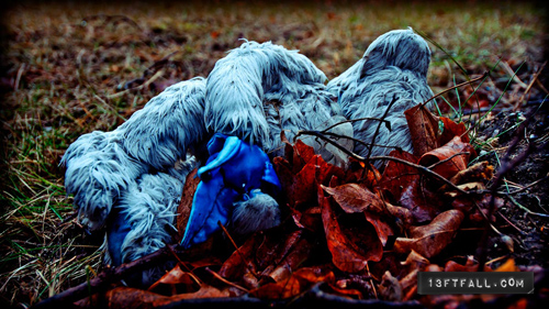 Art to Honor Lost ChildrenAsher's "Toy Box" Finds Unexpected Beauty Left Behind in Graveyards
