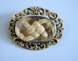 Memorial Jewelry Returns From the Past