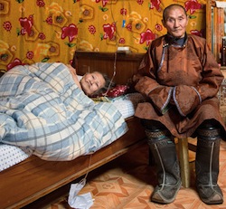 Hospice Photo Stories Offer Insight into Pan-Asian World of Palliative CareShort film 'After Cicely' inspires photo journals documenting hospice care across Asia