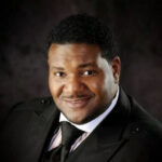 Portrait of funeral professional Shawnte Hardin.
