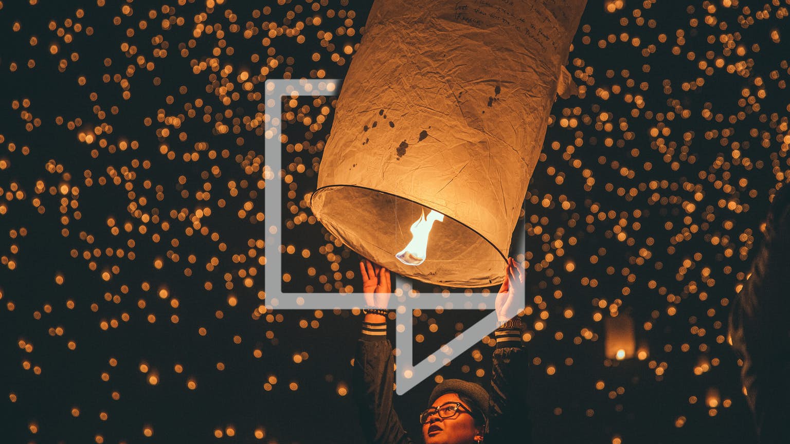 A lantern at the Reimagine end of life event