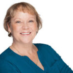 Photo of licensed fiduciary Iris Hecker.