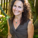 Susan Wilmoth uses acupuncture to treat end-of-life patients