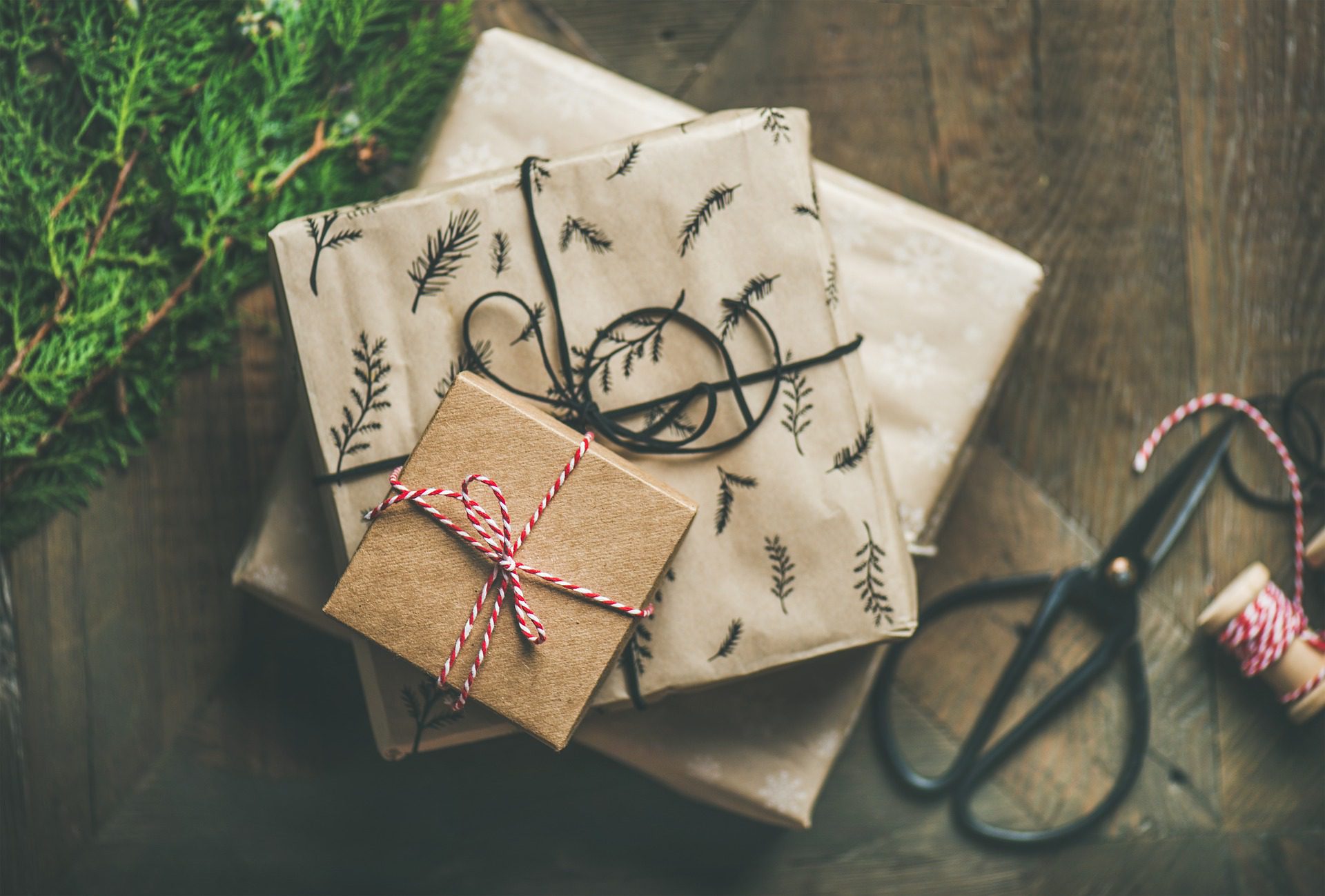 Our Monthly Tip: Seven Holiday Gifts for Someone Who Is Grieving, 2021 EditionSevenPonds recommends gifts that will offer comfort and solace to a grieving friend this holiday season