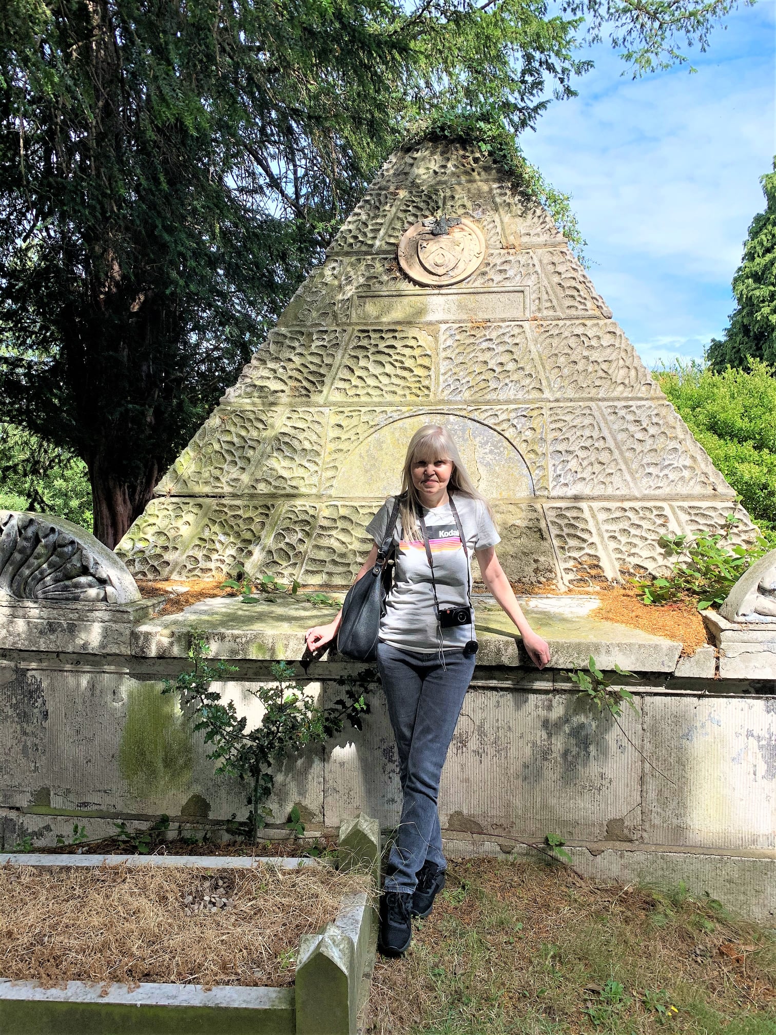 headstone hunter