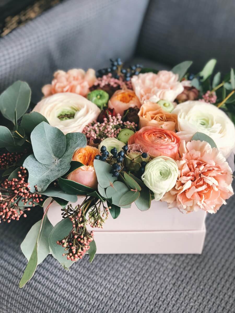 Our Monthly Tip: Honoring Your Loved One’s Life with Cremation Urn DecorationAn Easy Way to Beautify Your Loved One’s Cremation Ashes