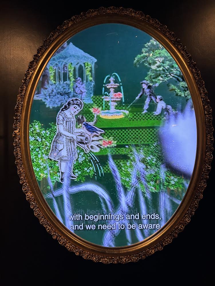 Video intreoduction at the entrance of the exhibition "death by natural causes"
